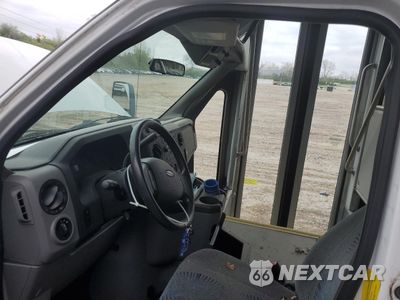 Piąte zdjęcie samochodu w środku: 2014 FORD ECONOLINE E450 SUPER DUTY CUTAWAY VAN VIN:1FDFE4FS2EDB18056 - miniatura