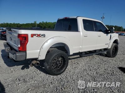 Trzecie zdjęcie samochodu z tyłu: 2017 FORD F250 SUPER DUTY VIN:1FT7W2BT9HEF16582 - miniatura