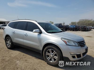 Czwarte zdjęcie samochodu z boku: 2015 CHEVROLET TRAVERSE LT VIN:1GNKVGKD9FJ358548 - miniatura