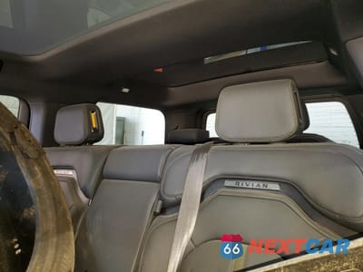 Zdjęcie 10 z 13 samochodu: 2025 RIVIAN R1S ADVENTURE VIN:7PDSGBBA8SN069040 - miniatura