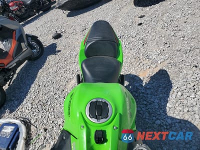 Piąte zdjęcie samochodu w środku: 2023 KAWASAKI EX650 P VIN:ML5EXEP18PDA96439 - miniatura