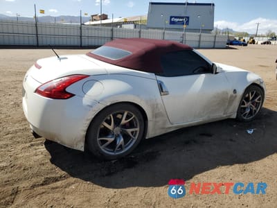 Trzecie zdjęcie samochodu z tyłu: 2013 NISSAN 370Z BASE VIN:JN1AZ4FH0DM830056 - miniatura