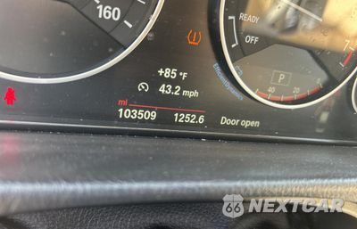 Zdjęcie 8 z 11 samochodu: 2016 BMW 320 XI VIN:WBA8A3C54GK552167 - miniatura