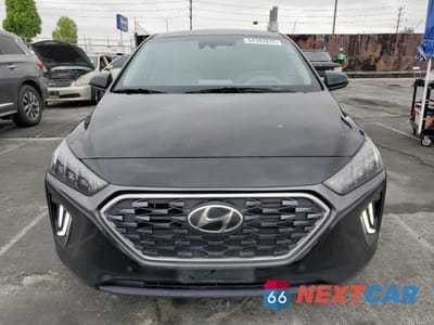 Piąte zdjęcie samochodu w środku: 2021 HYUNDAI IONIQ LIMITED VIN:KMHCX5LD5MU259937 - miniatura