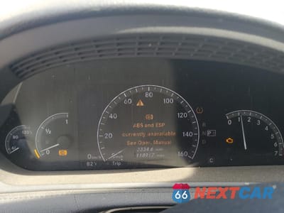Zdjęcie 9 z 14 samochodu: 2007 MERCEDES-BENZ CL 550 VIN:WDDEJ71X47A002836 - miniatura