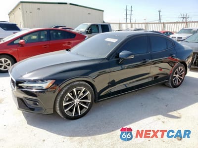 2021 VOLVO S60 T5 MOMENTUM 7JR102FK4MG080720 - główne zdjęcie licytacji z USA - miniatura