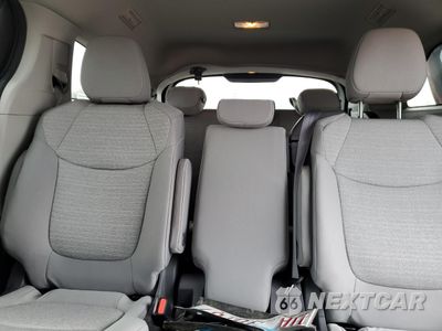 Zdjęcie 10 z 14 samochodu: 2021 TOYOTA SIENNA LE VIN:5TDKRKEC8MS065338 - miniatura