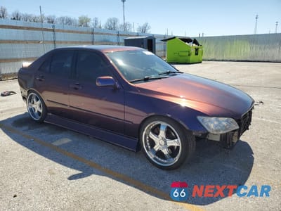 Czwarte zdjęcie samochodu z boku: 2002 LEXUS IS 300 VIN:JTHBD192920058651 - miniatura