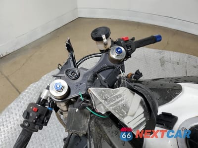 Zdjęcie 7 z 11 samochodu: 2009 SUZUKI GSX-R600 VIN:JS1GN7EA192105751 - miniatura