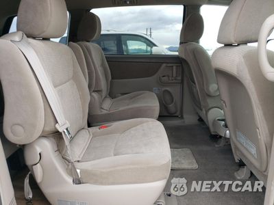 Zdjęcie 11 z 15 samochodu: 2010 TOYOTA SIENNA CE VIN:5TDKK4CC3AS309881 - miniatura