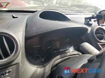 Zdjęcie 9 z 12 samochodu: 2012 HONDA INSIGHT EX VIN:JHMZE2H79CS005016 - miniatura