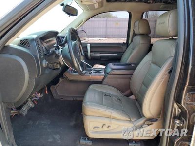Zdjęcie 7 z 12 samochodu: 2009 CHEVROLET SILVERADO C1500 LT VIN:3GCEC230X9G194887 - miniatura