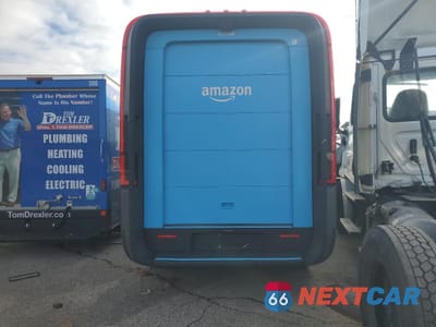 Zdjęcie 6 z 13 samochodu: 2023 RIVIAN EDV 700 VIN:7FCEHEB77PN005368 - miniatura