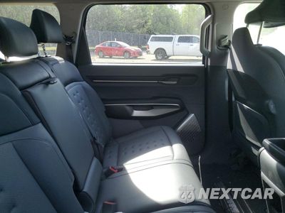 Zdjęcie 11 z 14 samochodu: 2025 KIA EV9 WIND VIN:5XYAFFS5XSG003287 - miniatura