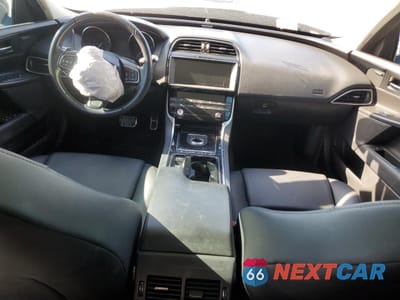 Zdjęcie 8 z 12 samochodu: 2019 JAGUAR XE PREMIUM VIN:SAJAD4FX6KCP48906 - miniatura