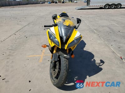 Drugie zdjęcie samochodu z przodu: 2016 YAMAHA YZFR6 C VIN:JYARJ16Y7GA010127 - miniatura