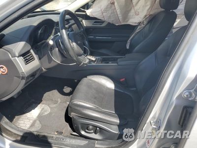 Zdjęcie 7 z 14 samochodu: 2016 JAGUAR XF PRESTIGE VIN:SAJBK4BVXGCY11401 - miniatura