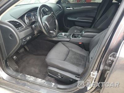 Zdjęcie 7 z 12 samochodu: 2018 CHRYSLER 300 TOURING VIN:2C3CCAAG0JH249972 - miniatura