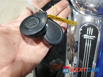 Zdjęcie 8 z 10 samochodu: 2019 HARLEY-DAVIDSON FLHX VIN:1HD1KBC18KB614850 - miniatura