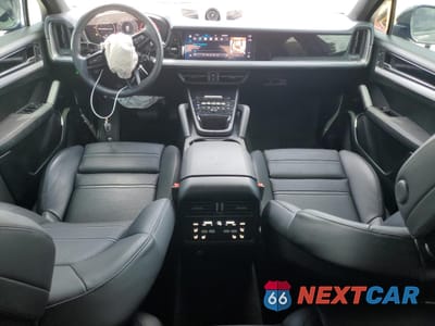 Zdjęcie 8 z 14 samochodu: 2024 PORSCHE CAYENNE COUPE VIN:WP1BA2AY2RDA49579 - miniatura