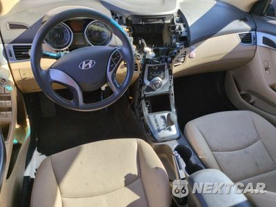 Zdjęcie 8 z 14 samochodu: 2013 HYUNDAI ELANTRA GLS VIN:KMHDH4AE7DU727111 - miniatura