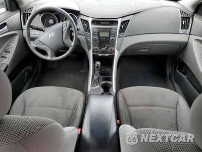 Zdjęcie 8 z 14 samochodu: 2011 HYUNDAI SONATA GLS VIN:5NPEB4ACXBH229954 - miniatura