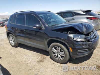 Czwarte zdjęcie samochodu z boku: 2017 VOLKSWAGEN TIGUAN S VIN:WVGAV7AX8HK001869 - miniatura