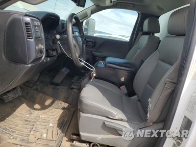 Zdjęcie 7 z 12 samochodu: 2015 CHEVROLET SILVERADO C3500 VIN:1GB3CYCG5FZ123698 - miniatura