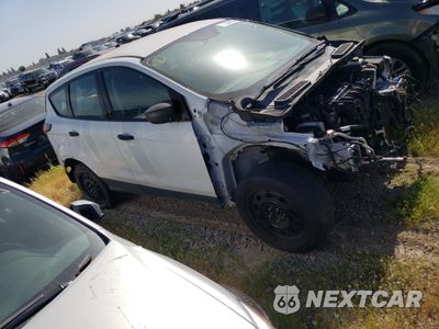 Czwarte zdjęcie samochodu z boku: 2019 FORD ESCAPE S VIN:1FMCU0F76KUA63696 - miniatura