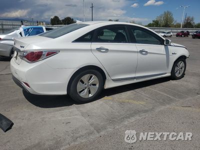 Trzecie zdjęcie samochodu z tyłu: 2013 HYUNDAI SONATA HYBRID VIN:KMHEC4A46DA064478 - miniatura