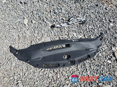 Zdjęcie 12 z 16 samochodu: 2018 LEXUS IS 300 VIN:JTHC81D27J5030249 - miniatura