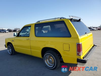 Drugie zdjęcie samochodu z przodu: 1985 CHEVROLET BLAZER S10 VIN:1G8CS18B1F8272936 - miniatura
