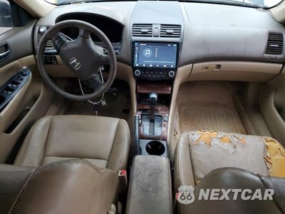 Zdjęcie 8 z 12 samochodu: 2007 HONDA ACCORD EX VIN:1HGCM66567A061401 - miniatura
