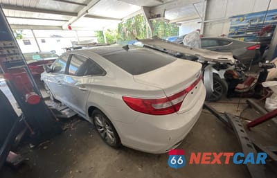 Trzecie zdjęcie samochodu z tyłu: 2013 HYUNDAI AZERA VIN:KMHFG4JG4DA283684 - miniatura