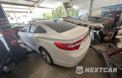 Trzecie zdjęcie samochodu z tyłu: 2013 HYUNDAI AZERA VIN:KMHFG4JG4DA283684 - miniatura