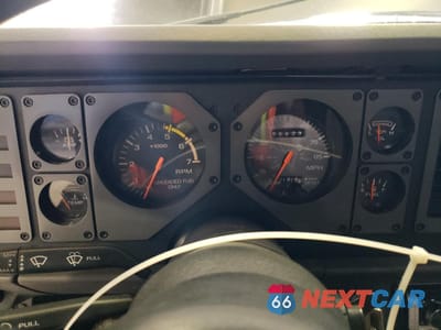 Zdjęcie 9 z 13 samochodu: 1986 FORD MUSTANG LX VIN:1FABP28M1GF319993 - miniatura