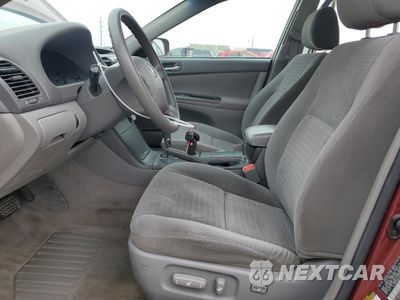 Zdjęcie 7 z 14 samochodu: 2005 TOYOTA CAMRY LE VIN:4T1BE32K45U398478 - miniatura