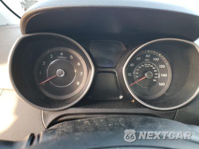 Zdjęcie 9 z 12 samochodu: 2014 HYUNDAI ELANTRA SE VIN:5NPDH4AE2EH489202 - miniatura
