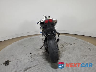 Czwarte zdjęcie samochodu z boku: 2009 SUZUKI GSX-R600 VIN:JS1GN7EA192105751 - miniatura