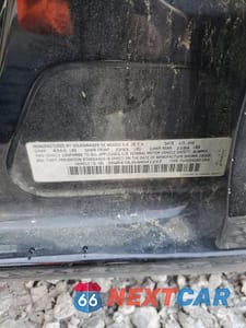 Zdjęcie 12 z 12 samochodu: 2010 VOLKSWAGEN JETTA SE VIN:3VWRX7AJ5AM041237 - miniatura