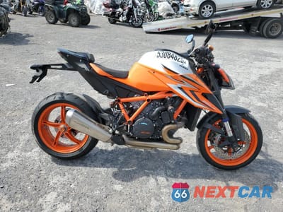 2022 KTM 1290 SUPER DUKE R VBKV39408NM955686 - główne zdjęcie licytacji z USA - miniatura