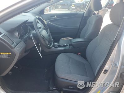 Zdjęcie 7 z 12 samochodu: 2012 HYUNDAI SONATA GLS VIN:5NPEB4AC5CH344883 - miniatura