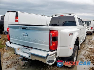 Trzecie zdjęcie samochodu z tyłu: 2023 FORD F350 SUPER DUTY VIN:1FT8W3DT0PED51429 - miniatura