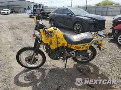 Trzecie zdjęcie samochodu z tyłu: 1997 KAWASAKI KL650 A VIN:JKAKLEA11VA042371 - miniatura