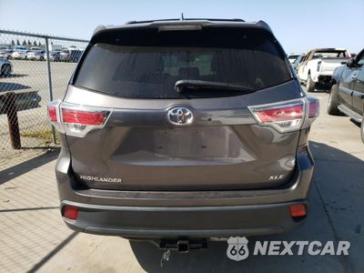 Zdjęcie 6 z 13 samochodu: 2016 TOYOTA HIGHLANDER XLE VIN:5TDKKRFHXGS150581 - miniatura