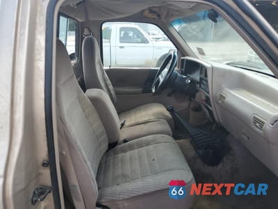 Zdjęcie 10 z 14 samochodu: 1994 FORD RANGER VIN:1FTCR10A4RPA53774 - miniatura