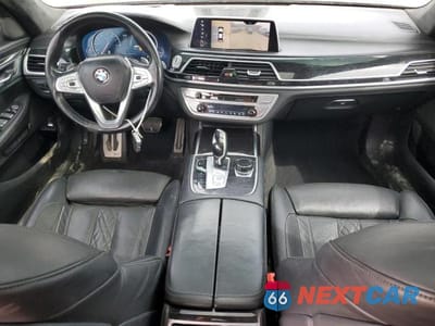 Zdjęcie 8 z 12 samochodu: 2018 BMW 750 XI VIN:WBA7B0C59JG527248 - miniatura