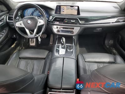Zdjęcie 8 z 16 samochodu: 2018 BMW 750 XI VIN:WBA7B0C59JG527248 - miniatura
