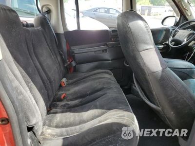 Zdjęcie 10 z 13 samochodu: 2001 DODGE DAKOTA QUAD VIN:1B7GL2AN91S196666 - miniatura
