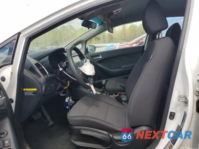 Zdjęcie 7 z 13 samochodu: 2018 KIA FORTE LX VIN:3KPFL4A70JE273887 - miniatura